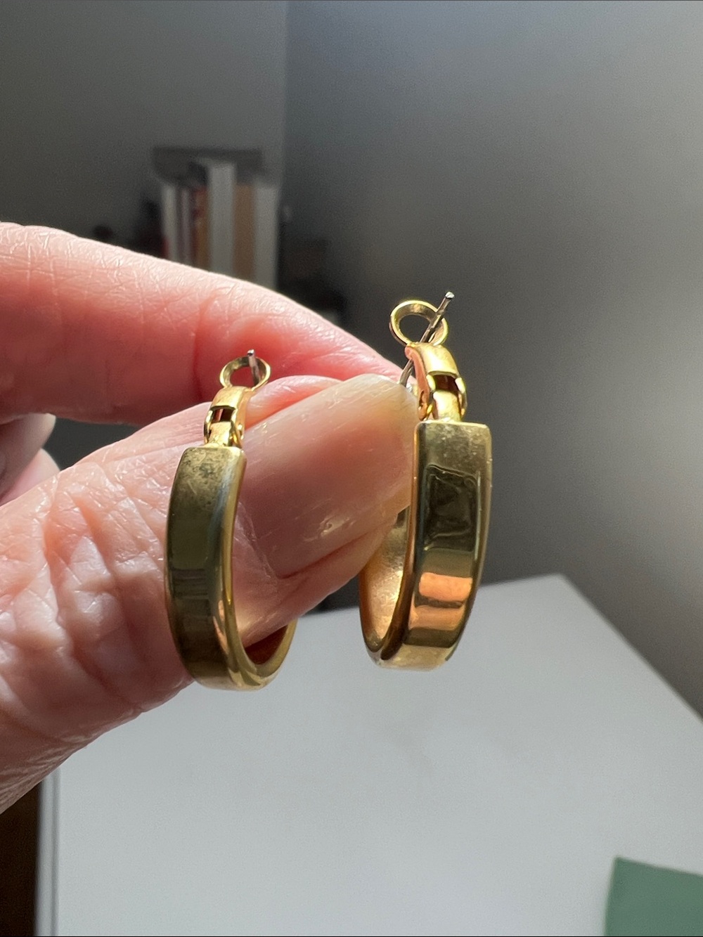 Timeless Golden Hoop Earrings - Classic Small Hoops - Vintage - Picture 6 of 12